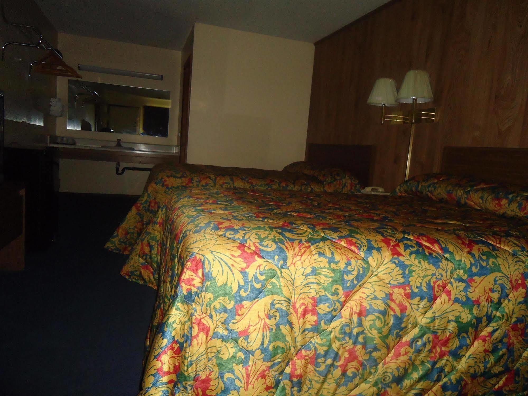 กรีน วัลเลย์ โมเทล วินส์ตัน ซาเลม Motel วินสตัน-ซาเลม ภายนอก รูปภาพ