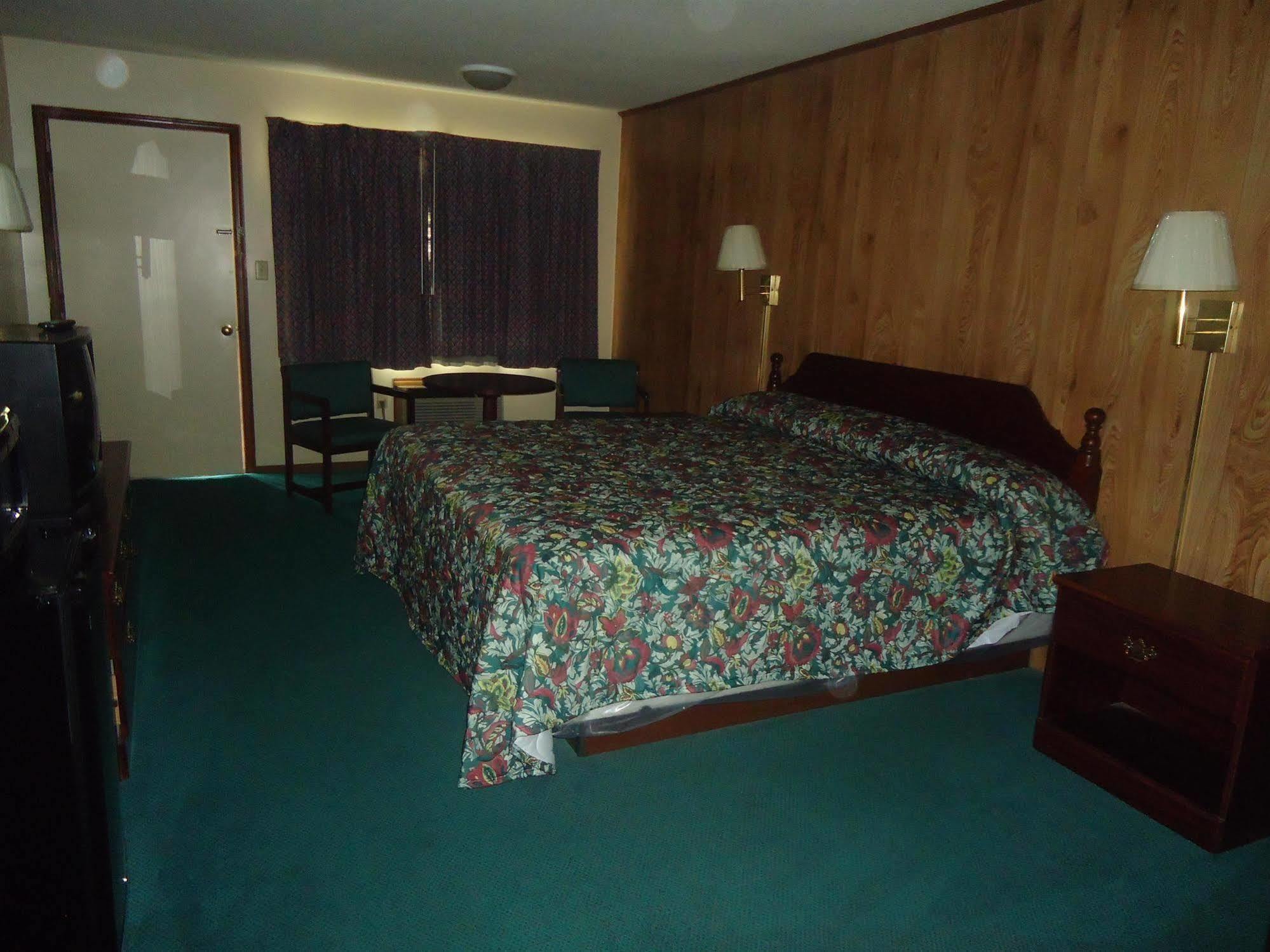 กรีน วัลเลย์ โมเทล วินส์ตัน ซาเลม Motel วินสตัน-ซาเลม ภายนอก รูปภาพ